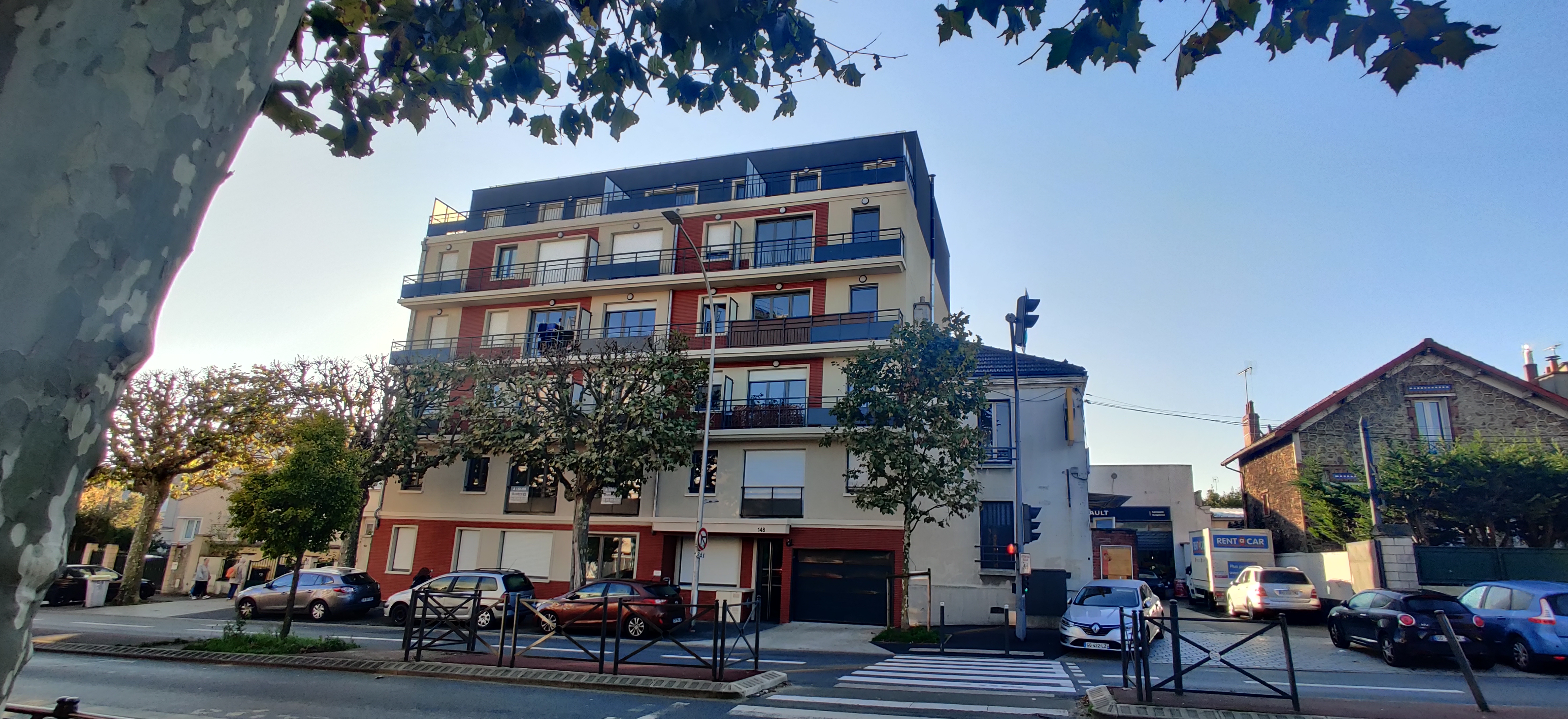 lpm-148al.jpg les bains de la renaissance paris architecture belleville 