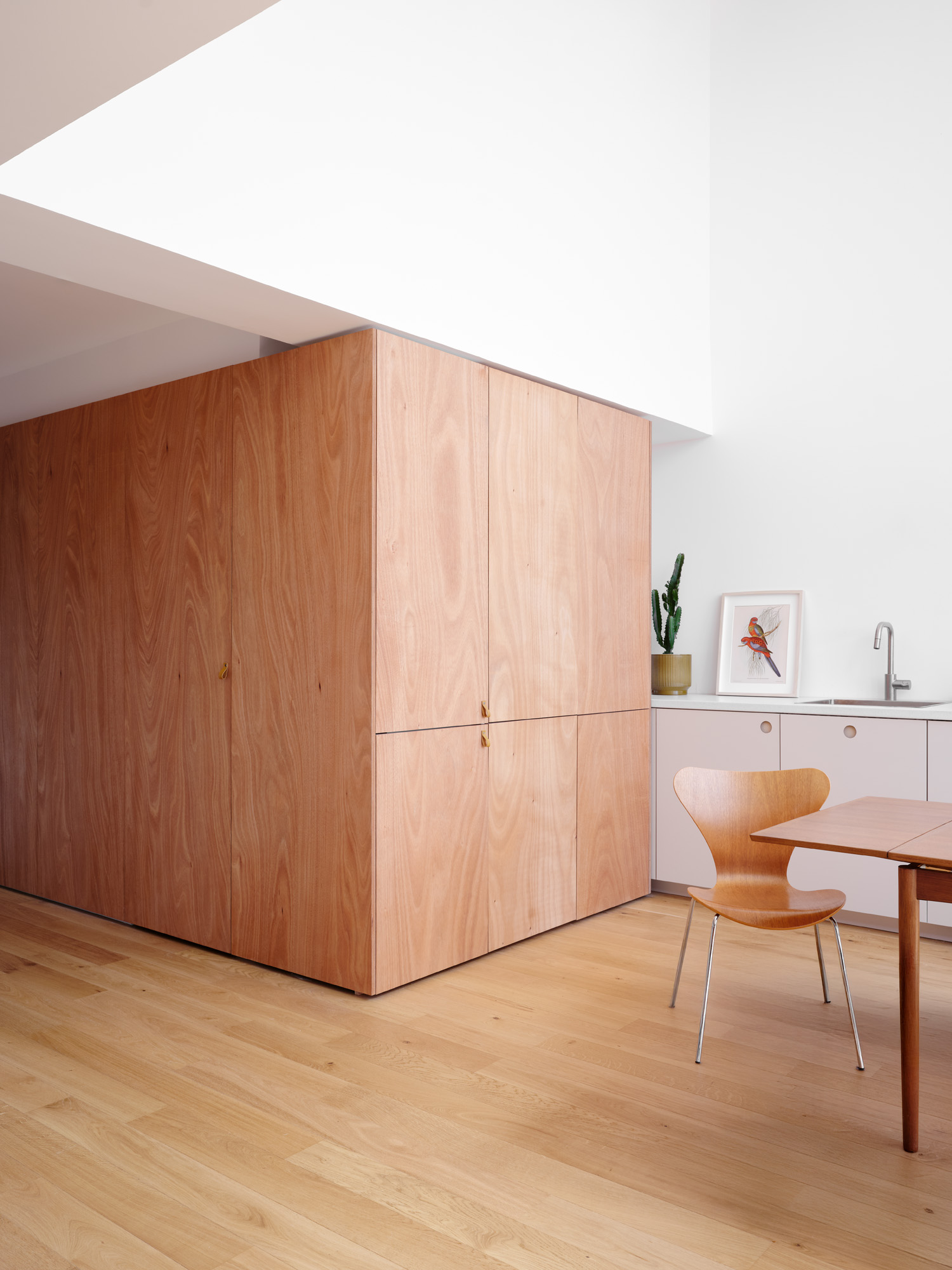 green-sheds-ambient.jpg les bains de la renaissance paris architecture belleville 